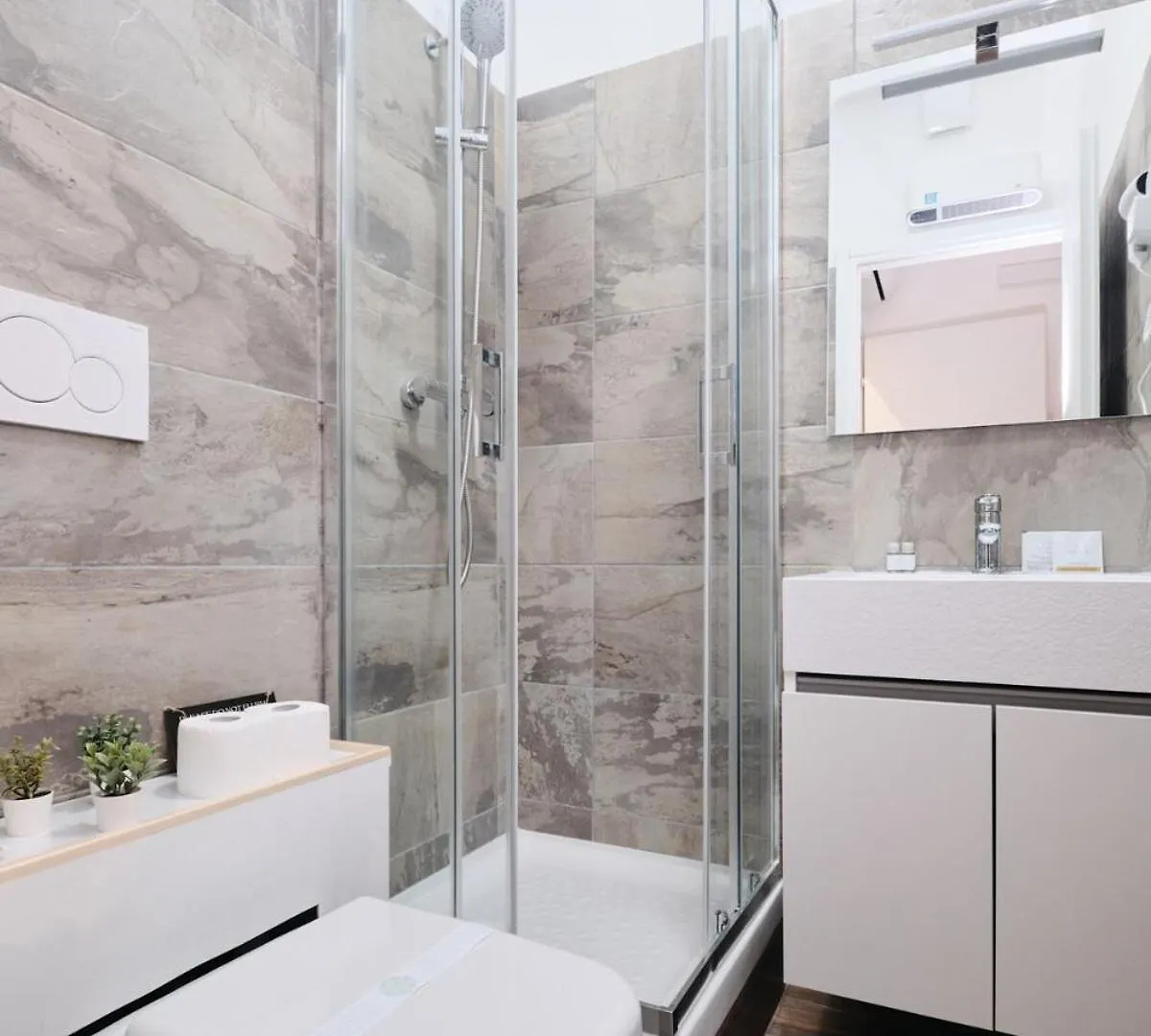 Appartamento New Gens Iulia 2 Min Da Stazione Trastevere Roma Italia